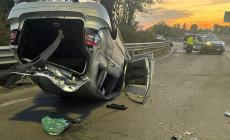 Tangenziale Nord: auto a ruote all'aria dopo il tamponamento. Il conducente era ubriaco e con patente scaduta