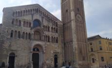 Quattro spacciatori denunciati, 10 clienti segnalati e tre giovani trovati con coltelli tra via Trento e via Rastelli