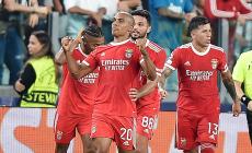 Champions League:  il Napoli batte i Glasgow Rangers (3-0). La Juve perde in casa con il Benfica (2-1)