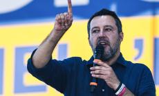 Varata la manovra da 24 miliardi.  Meloni "Seria e realistica".  Novità per donne e lavoro: "Le madri con due figli o più non pagheranno i contributi a carico del lavoratore". Salvini, taglio del canone Rai dalla bolletta