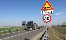 Strada stretta e veicoli troppo veloci: dalla via Emilia alla Fratta da oggi il limite è 50 km/h