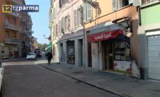 Doppio incendio doloso in via Imbriani: nel mirino una macelleria e un locale  - Video