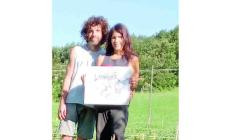 «Saluti alla città. Noi viviamo in un grande orto bio». la scelta di Elisa e Gianluca