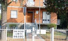 Fatti diversi prelievi di denaro, gli avevano rimesso in casa il bancomat: dopo l'arresto, anche una denuncia