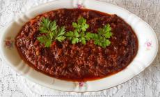 La ricetta - Una  salsa super da abbinare al bollito o alle uova sode