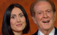 Memo Remigi palpa Jessica Morlacchi, cacciato dalla Rai - Video