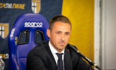 Serie A donne:  il Parma esonera l'allenatore Ulderici 