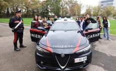 Caserme aperte: i carabinieri accolgono gli studenti delle scuole medie a Palazzo Ducale - Video 