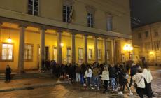 Teatro Regio, concerto di Gigi D'Alessio:  la lunga coda dei fan dopo i tanti rinvii