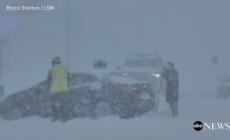 Bufera di neve su New York, gli esperti temono la 'tempesta storica' - Video 