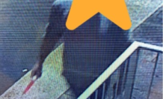 In via Bixio con un coltello in mano dopo la discussione in un bar: bloccato dai vigili