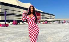 La modella Ivana Knoll, tifosa della Croazia, sfida le leggi del Qatar e rischia l&rsquo;arresto - Foto