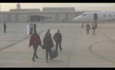 Il video dello scambio in aeroporto tra Brittney Griner e Viktor Bout