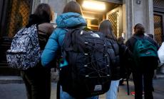 Manovra, cancellato il bonus cultura per i 18enni: fondi a spettacoli e editoria