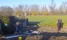 Incidente di Alessandria, i morti sono tre: il 21enne dato per morto &egrave; ancora vivo anche se in condizioni gravissime. Erano tutti su un'auto. 
