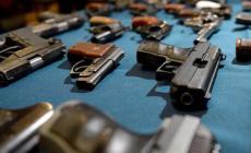 Guerra fra bande, sequestrate pistole, mannaie e molotov: 10 indagati fra Parma, Reggio e Mantova