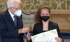 La studentessa (e scrittrice)  parmigiana Elena Mora alla trasmissione Rai "La speranza siamo noi"