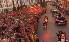 Non solo Argentina: il ritorno a casa dei giocatori del Marocco, accolti come eroi - Video