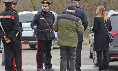 Trovato morto a Viadana: il momento dei soccorsi e del sopralluogo - Foto
