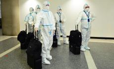 Tamponi obbligatori per chi arriva dalla Cina. Meloni: "Nei primi 15 casi è variante Omicron già nota"