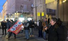 "Più sicurezza sulle strade e turni adeguati", i lavoratori della cooperativa Sirio sono scesi in Piazza