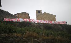 Torrechiara, in 200 alla manifestazione contro la costruzione di uno stabilimento nella piana del castello