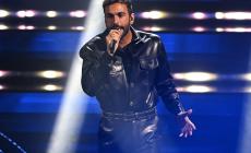  Sanremo, 10 milioni 757 mila, 62.4% di share, i telespettatori della prima serata.  Mengoni in testa alla classifica