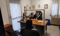 Acquisti e vendite online: due nocetani truffati per oltre 5000 euro, 5 denunciati