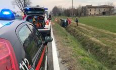 Auto nel fosso tra Fontanelle e San Secondo sulla provinciale per Cremona: ferita una donna 