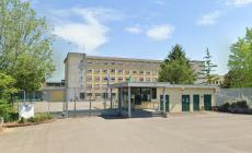 Carcere di Reggio Emilia, detenuto aggredisce 5 agenti
