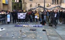 In Piazza "per dire basta con i morti in mare e con l’ipocrisia  del fermare le partenze”- Foto
