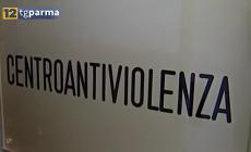 Centro antiviolenza di Parma,  quasi trecento donne   hanno chiesto aiuto nel 2022 