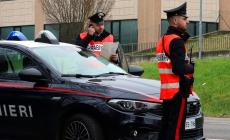 Roma, una 12enne accoltella in cortile un compagno di scuola e poi chiama i carabinieri