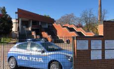 Identificate 1.700 persone: un arresto e 7 denunce. Presidi della polizia davanti alle scuole, sequestrata droga al parco Falcone e Borsellino