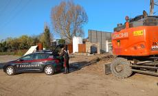 Presi mentre tentano di rubare gasolio nel cantiere dell'ex Dadaumpa: arrestati