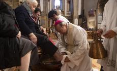 Giovedì santo: in duomo la "lavanda dei piedi" con il vescovo Solmi