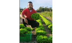 Azzali, da operaio a agricoltore:  &laquo;Affascinato dal genuino, vivo nell'orto creato dal nonno&raquo;