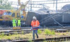 Carro deragliato,caos a Termini, in centinaia sulle banchine