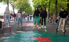 Viale Maria Luigia "occupato" dagli studenti. "Così rendiamo la città più sostenibile e bella"- Foto