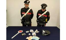 Via Palermo, spaccia in un parcheggio: arrestato 21enne di Viadana