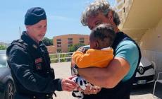 Bimbo di 6 mesi perde la mamma nel naufragio,  la rianimatrice: "Me ne occuper&ograve;"