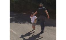 Madre s'addormenta, a 5 anni esce di casa e va al supermercato