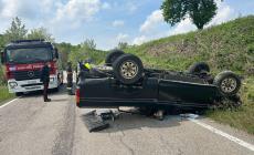 Auto si ribalta sull'Appennino reggiano: 57enne portato al Maggiore in elicottero 