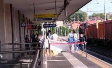 18enne ucciso in stazione, identificato l'assassino in fuga