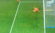 Il sogno del Parma finisce sulla linea di porta: 0-0, in finale va il Cagliari. Video: squadra sotto la curva alla fine, 10' di applausi per loro