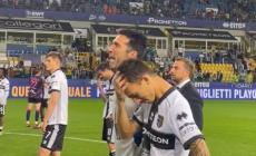 Ha vinto tutto, ma Gigi Buffon piange per l'eliminazione del Parma. In serie B - Video