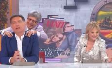 Polemica in diretta Rai, Timperi sbuffa, Ippoliti interrompe la rassegna stampa e lascia lo studio - Video