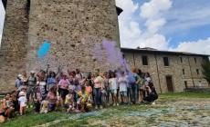 L'esercito colorato dei runner invade i sentieri di Corniglio