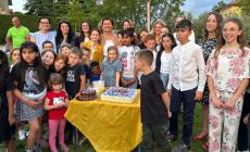 Devincenzi, sindaco e maestra: festa a sorpresa per la pensione