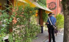 Raid di furti con spaccate in 3 negozi e in un ristorante di via Marchesi: denunciati un 15enne e un 17enne stranieri
